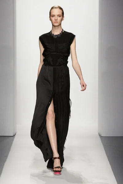 Look 38